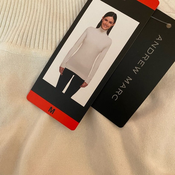 Andrew Marc Ladies Turtle Neck/Birch - Picture 1 of 6